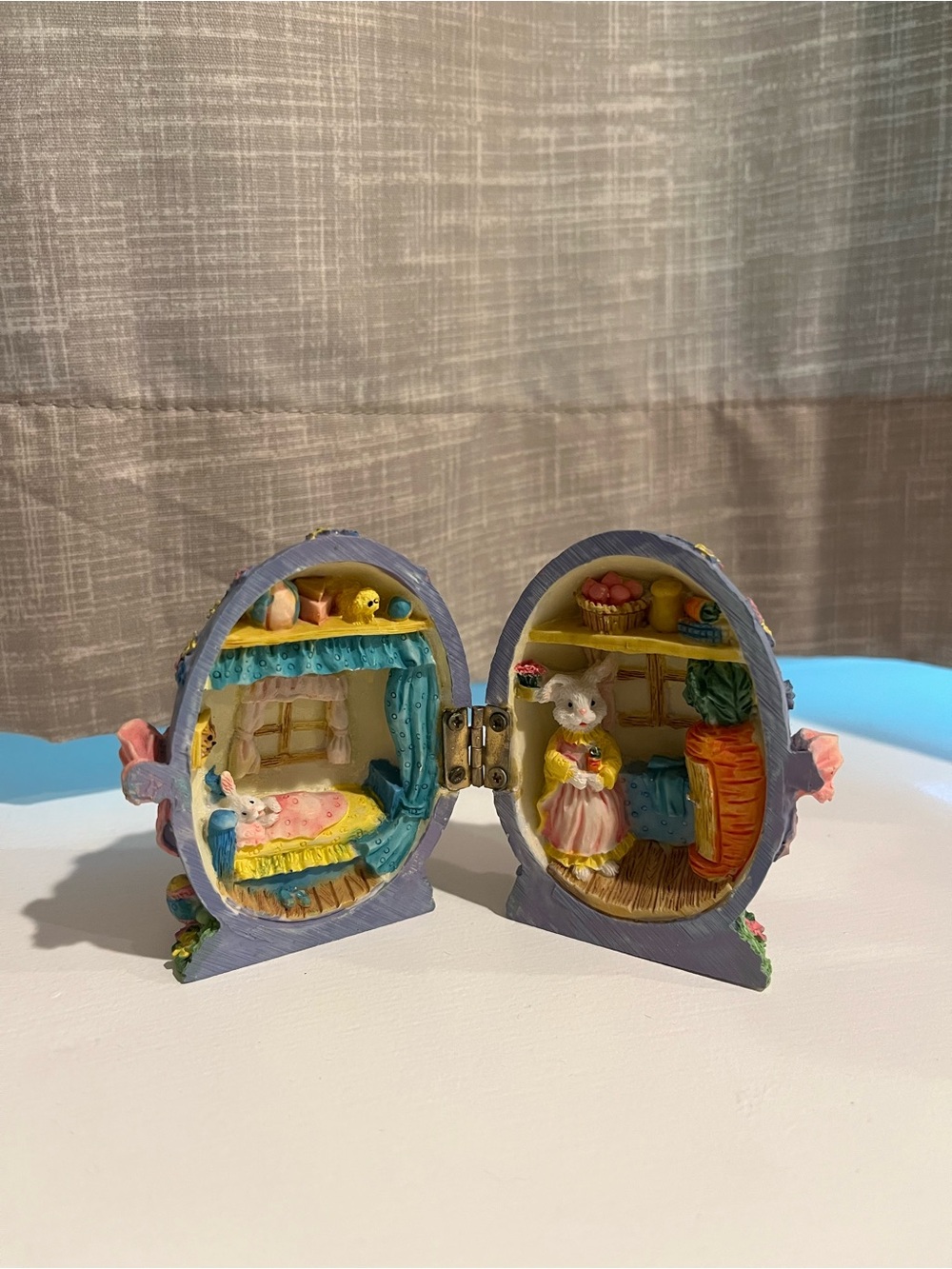 Vintage Easter Bunny Egg Trinket